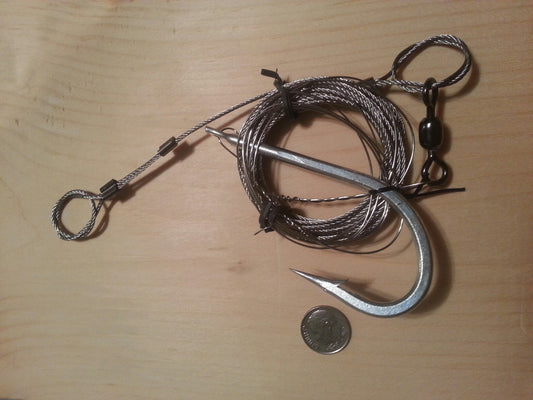 Shark Rig Heavy Duty Cable, Wire, Swivel and 12/0 HEAVYDUTY SHARP HOOK, 350 lb Miniumum cable weight